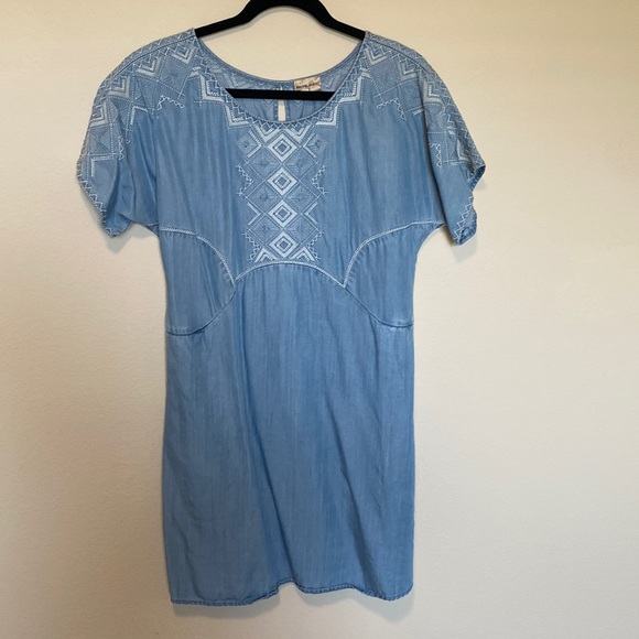 Anthropologie Holding Horses Chambray Dress - Picture 2 of 7